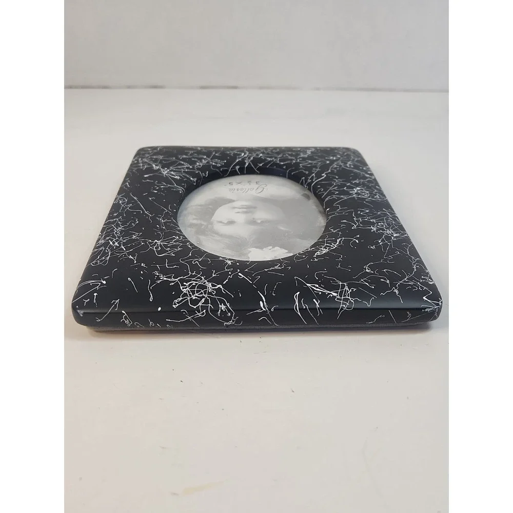 Vintage Galleria Black White Marbled Pattern Picture Frame 3.5 x5 Tabletop‎ Goth